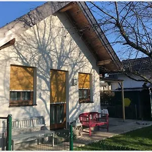 https://knusperhaus-mit-garten.saalbachhinterglemmhotels.com