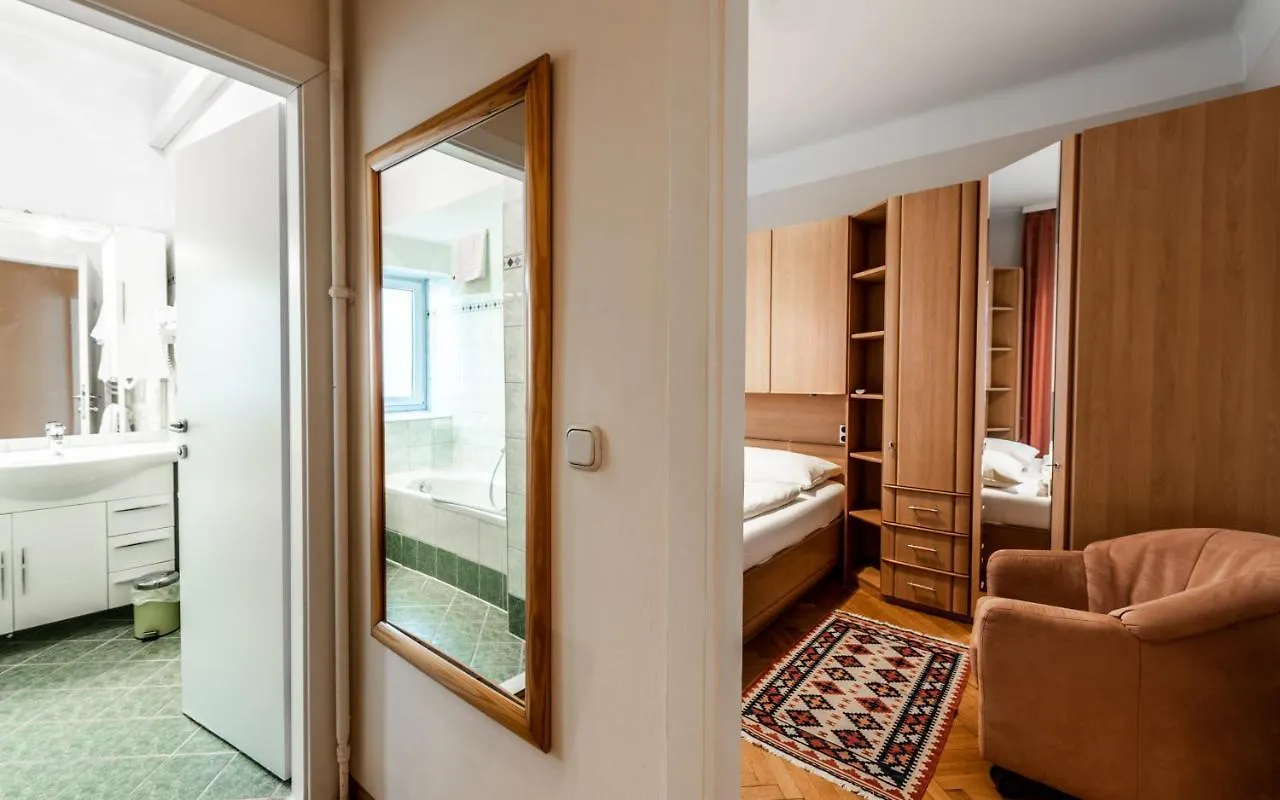 Central Apartments Vienna - Cav