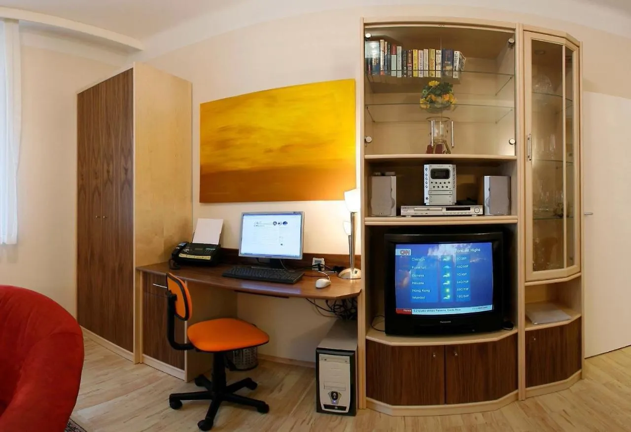 Central Apartments Vienna - Cav Aparthotel