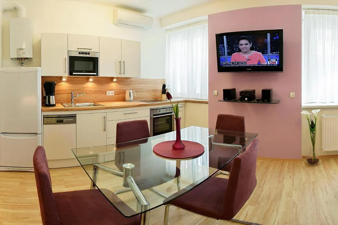 Central Apartments Vienna - Cav 4*,  Austria