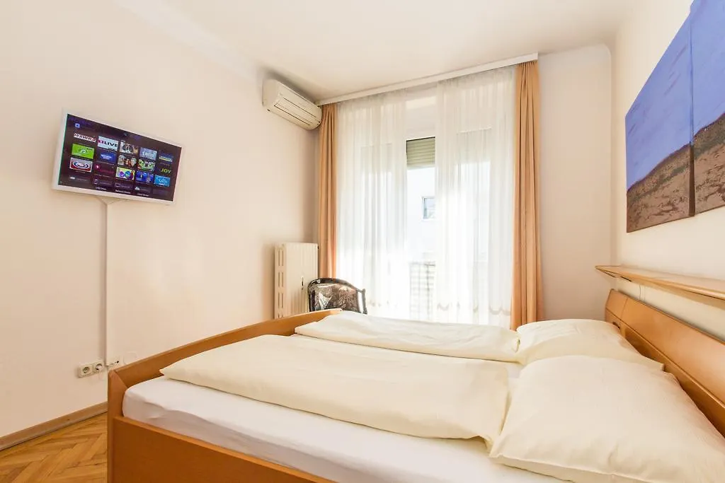 Central Apartments Vienna - Cav
