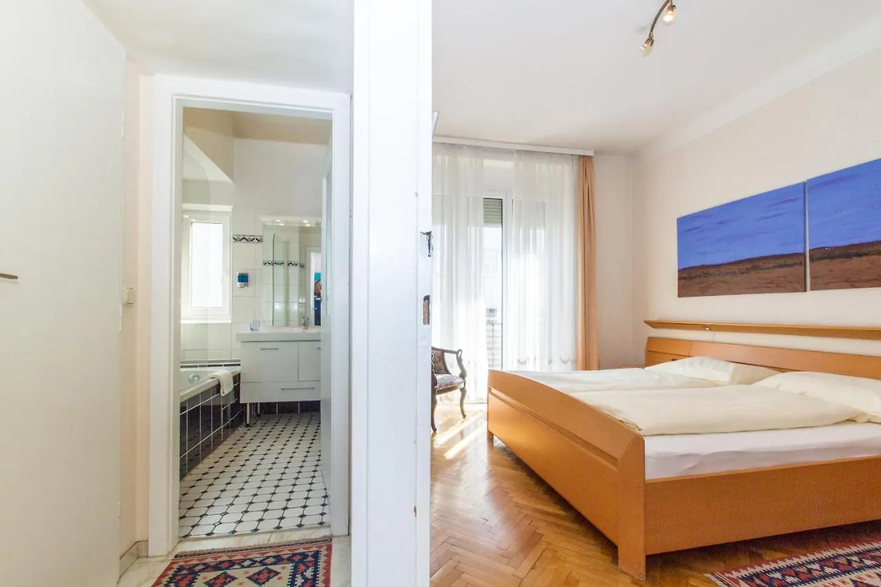Central Apartments Vienna - Cav