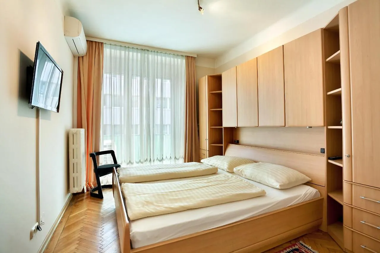 Central Apartments Vienna - Cav