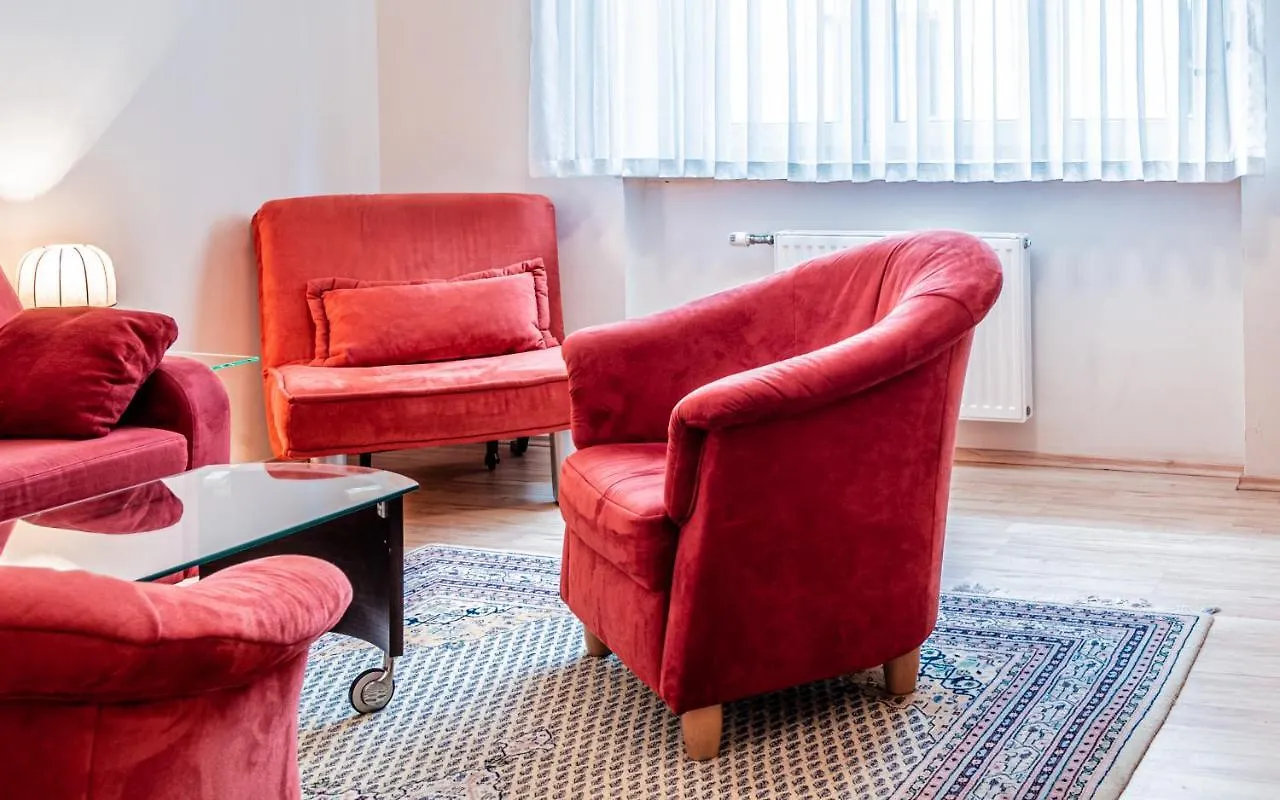 Central Apartments Vienna - Cav 4*,